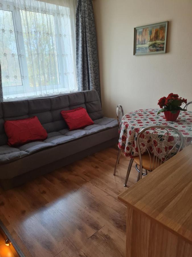 Ziemielu Mols Apartaments/Pirma Linija Pie Juras Liepāja Exterior foto