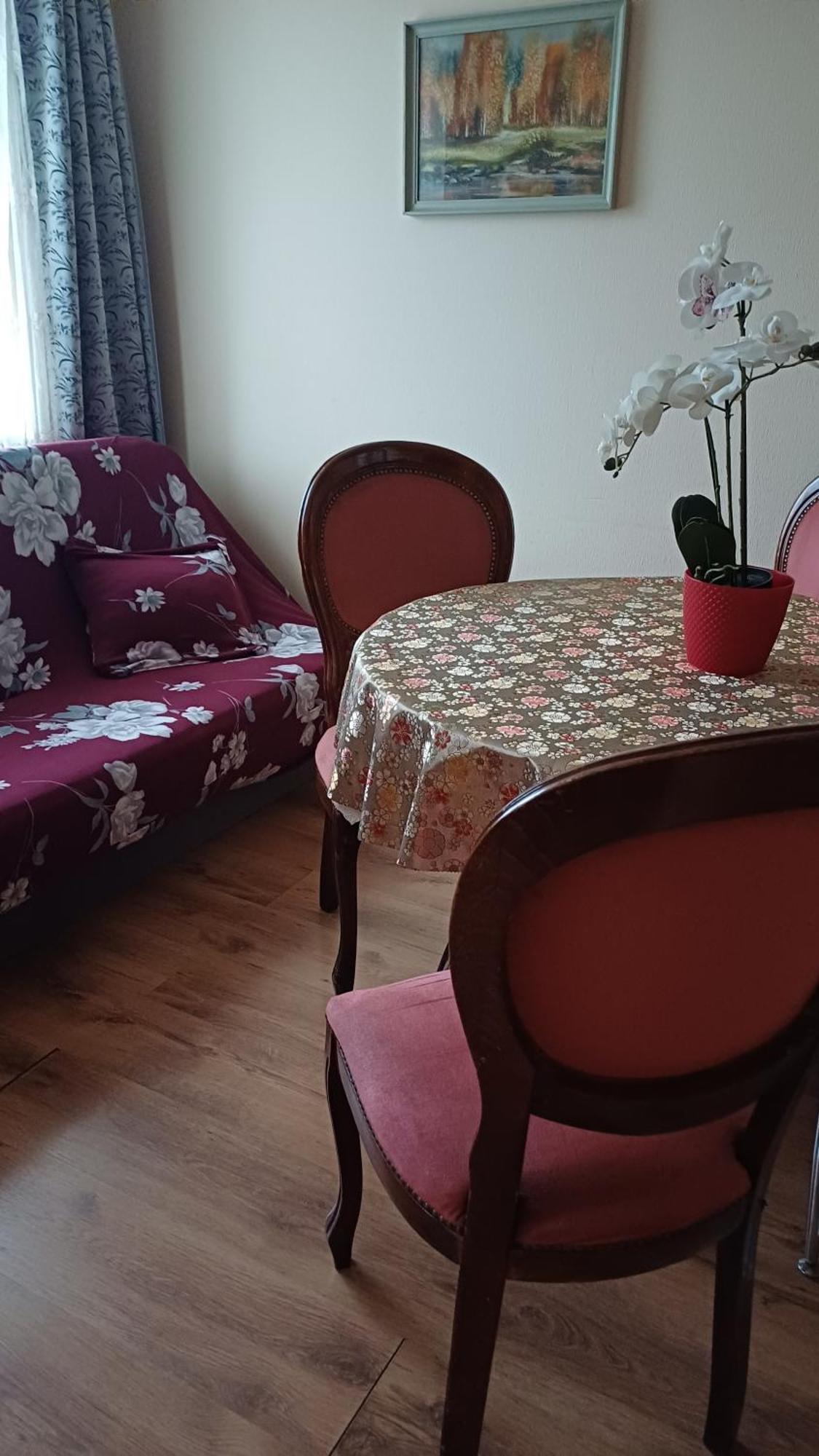 Ziemielu Mols Apartaments/Pirma Linija Pie Juras Liepāja Exterior foto
